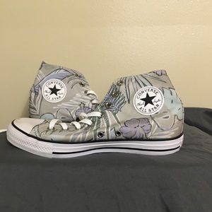 High top Converse All-Stars